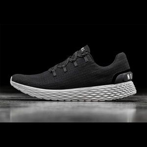 NO BULL black athletic shoes